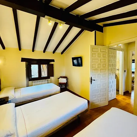 La Casina De La Arquera Ferienhaus *