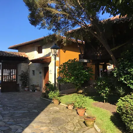 別荘 La Casina De La Arquera リャネス